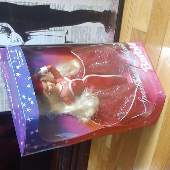 1993 Sparkling Splendor Barbie - Picture 11 of 11